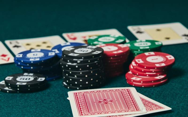 Vị trí của bluff trong poker là gì? 